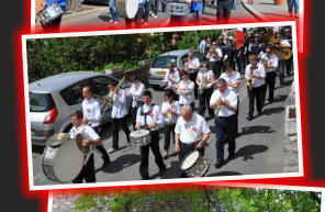 Saint-Cyr, le 8 mai - Dfil dans le village